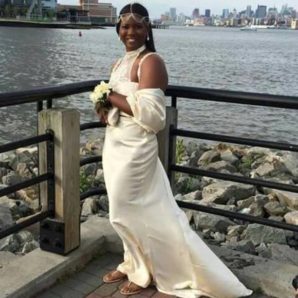 Meet your Posher, Ayanna - Picture 1 of 1